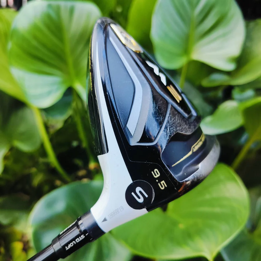 Driver Taylormade M2 องศา 9.5 ก้านโม ราคาแพงมากๆ ตีแรงได้ ใส่ได้เต็มที่ ตีไกลมากๆ เทคโนโลยีดี ด้วย SPEED POCKET ที่บริเวณ SOLE ใกล้หน้าไม้ ไม้กอล์ฟพรีเมี่ยมมือสอง ของแท้ By NakaraLuxurious Driver Taylormade M2 องศา 9.5 ก้านโม ราคาแพงมากๆ ตีแรงได้ ใส่ได้เต็มที่ ตีไกลมากๆ เทคโนโลยีดี ด้วย SPEED POCKET ที่บริเวณ SOLE ใกล้หน้าไม้ ไม้กอล์ฟพรีเมี่ยมมือสอง ของแท้ By NakaraLuxurious
