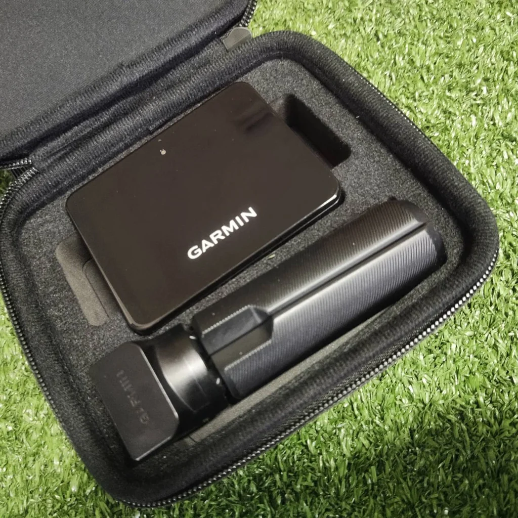 GARMIN APPROACH R10 Launch Monitor & Golf Simulator แบบพกพา ครบที่สุดในราคาที่เอื้อมถึง GARMIN APPROACH R10 Launch Monitor & Golf Simulator แบบพกพา ครบที่สุดในราคาที่เอื้อมถึง