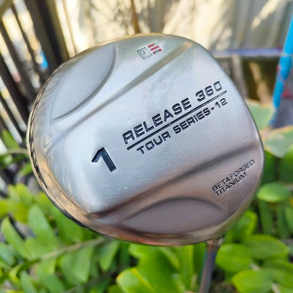 ** ไม้กอล์ฟสำหรับเด็ก ** DRIVER RELEASE 360 TOUR SERIES -12 ยาว 42 นิ้ว ก้าน TOUR SERIES 57-39 วัสดุ BETA FORGED TITANIUM ตีไกลมาก ไม้กอล์ฟพรีเมี่ยมมือสอง By NakaraLuxurious ** ไม้กอล์ฟสำหรับเด็ก ** DRIVER RELEASE 360 TOUR SERIES -12 ยาว 42 นิ้ว ก้าน TOUR SERIES 57-39 วัสดุ BETA FORGED TITANIUM ตีไกลมาก ไม้กอล์ฟพรีเมี่ยมมือสอง By NakaraLuxurious