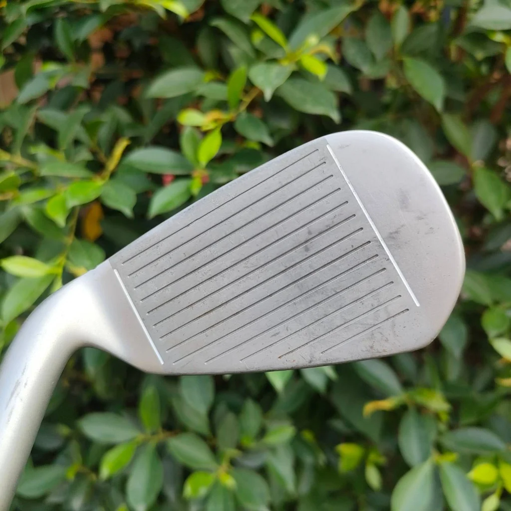 เหล็ก 8/9 INESIS 100 ก้าน LIGHT GRAPHITE SHAFT 100 เหล็กสั้น ที่ใช้ดีมากๆ ระยะเท่าๆกับเหล็ก 8 คุณภาพดี มีชื่อเสียงมากในปัจจุบัน เหล็ก 8/9 INESIS 100 ก้าน LIGHT GRAPHITE SHAFT 100 เหล็กสั้น ที่ใช้ดีมากๆ ระยะเท่าๆกับเหล็ก 8 คุณภาพดี มีชื่อเสียงมากในปัจจุบัน