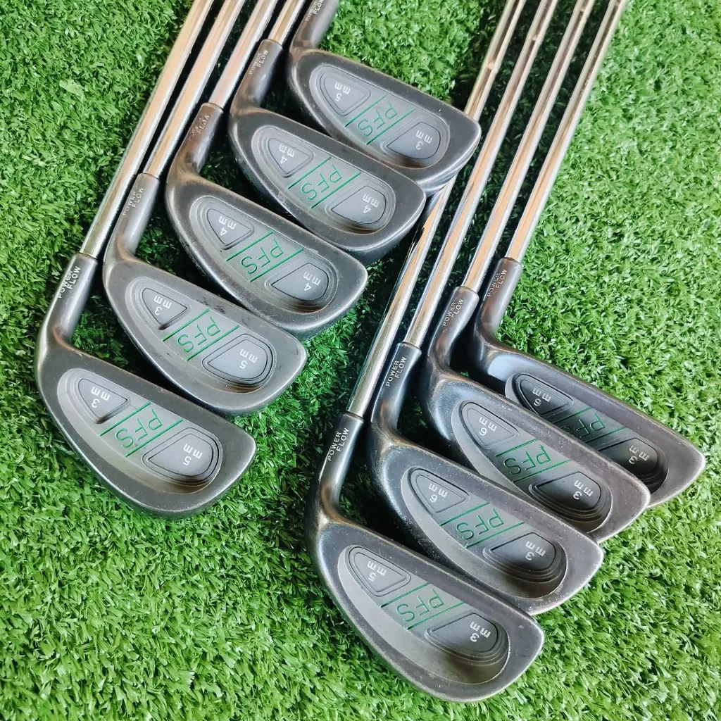 ชุดเหล็ก Masters Golf PFS ก้าน DYNAMIC FLEX R สวยเดิมทั้งหมด มีเหล็ก 3-9 PW SW ทั้งหมด 9 ชิ้น เหล็กคลาสสิค จากอังกฤษ สปินดี ตกหยุด น่าเก็บ น่าใช้ค่ะ ไม้กอล์ฟพรีเมี่ยมมือสอง ของแท้ By NakaraLuxurious ชุดเหล็ก Masters Golf PFS ก้าน DYNAMIC FLEX R สวยเดิมทั้งหมด มีเหล็ก 3-9 PW SW ทั้งหมด 9 ชิ้น เหล็กคลาสสิค จากอังกฤษ สปินดี ตกหยุด น่าเก็บ น่าใช้ค่ะ ไม้กอล์ฟพรีเมี่ยมมือสอง ของแท้ By NakaraLuxurious