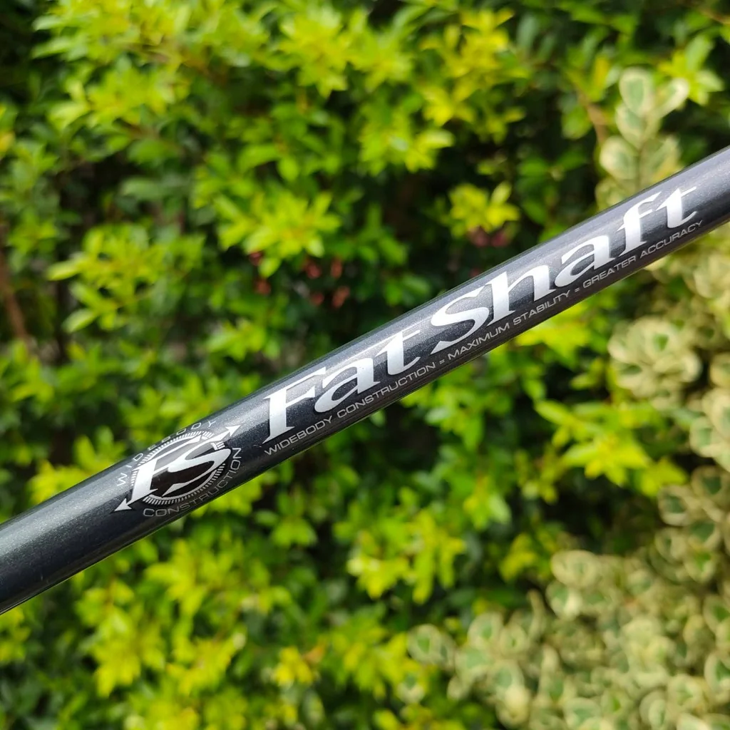 FW5 WILSON FATSHAFT องศา 17 ก้าน FATSHAFT FLEX R หัวไทเทเนี่ยม คุณภาพดีมาก ตีง่าย และเป็นรุ่นก้านอ้วน ลดกานสั่งสะเทือน ได้ดีมากๆทำให้ตีแม่นมากกกกก และความคุมทิศทางได้เป็นอย่างดี ระยะมาดีสุดๆ มือใหม่ยิ่งตีง่าย มาพร้อม Cover เดิมๆ ตรงรุ่น ราคาพิเศษสุดข๊อคกั