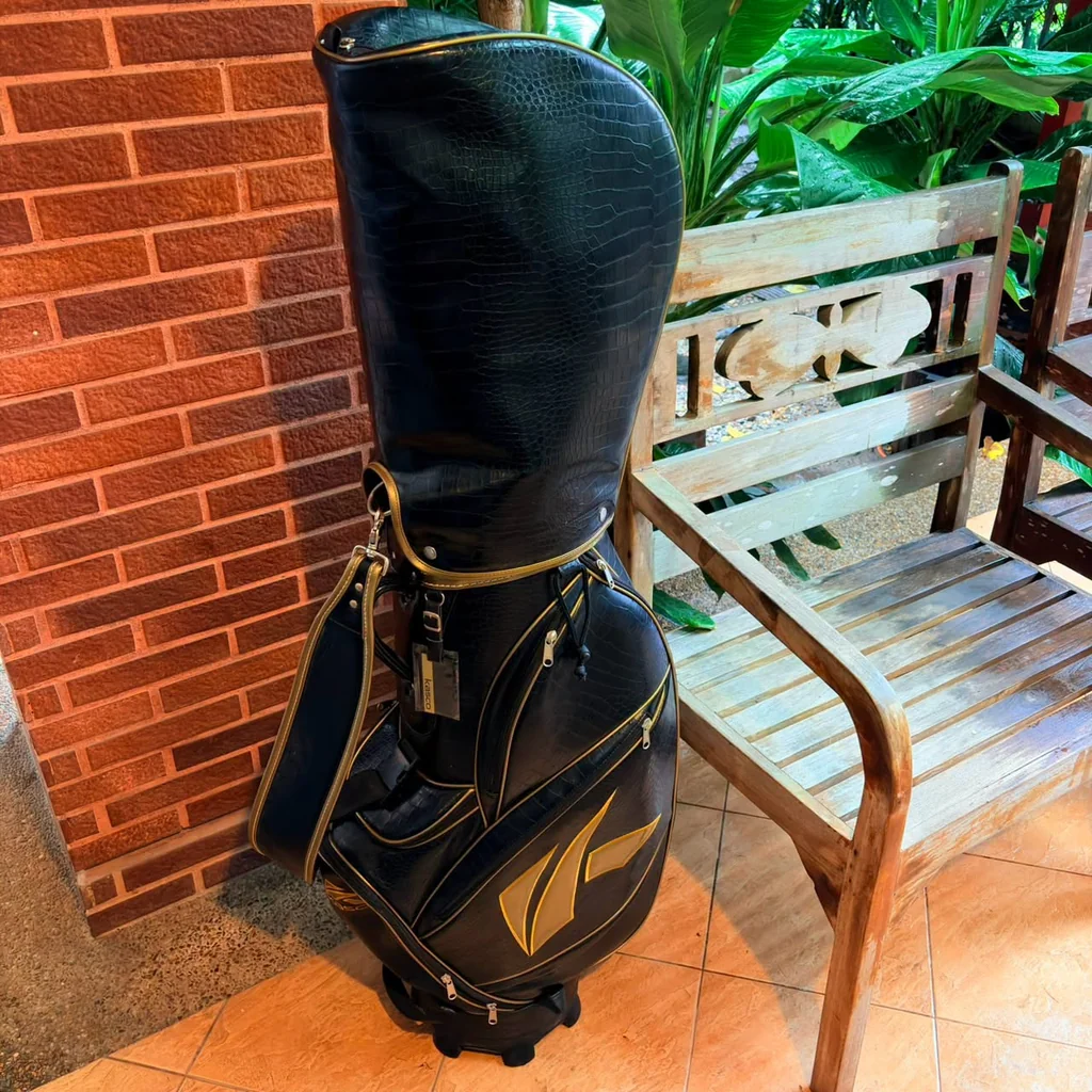 Golf Bag Kasco Luxurious สัมผัสความหรูหราขั้นสุดระดับลักชัวรี่ในสนาม Golf Bag Kasco Luxurious สัมผัสความหรูหราขั้นสุดระดับลักชัวรี่ในสนาม
