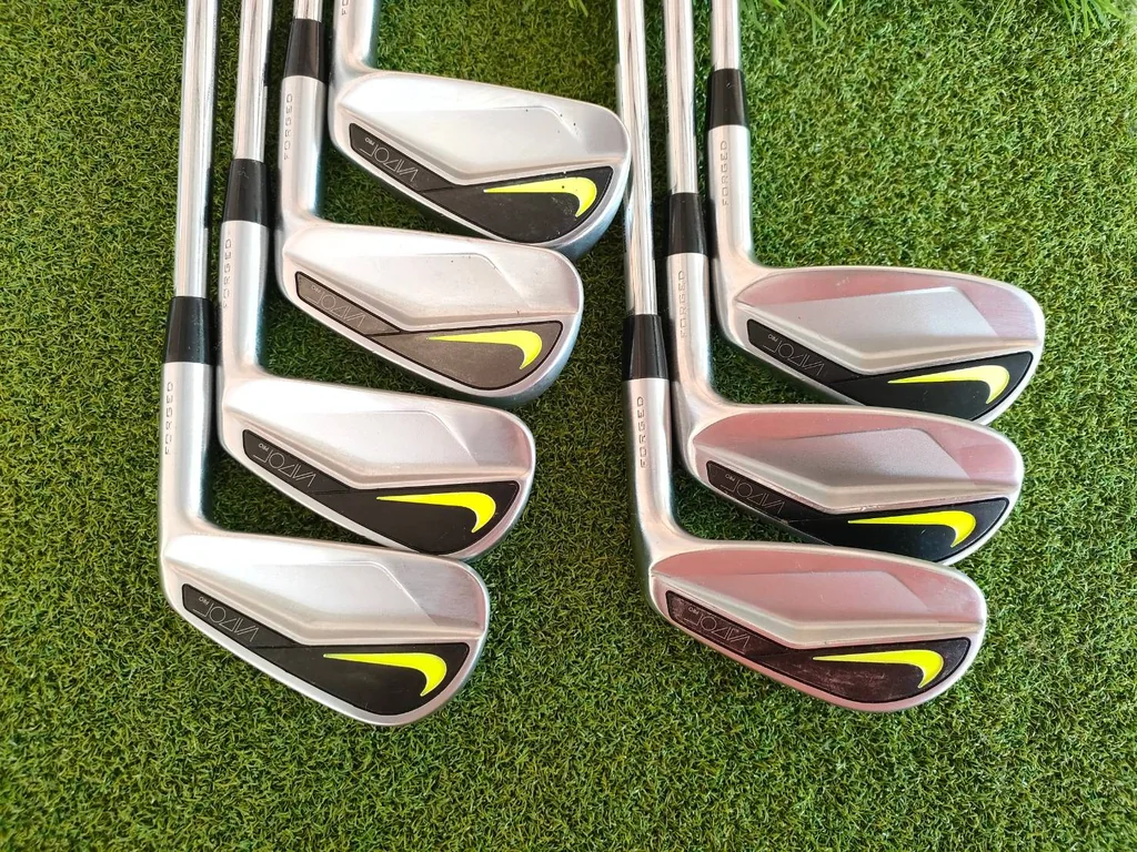 ชุดเหล็ก NIKE VAPOR FORGED เหล็กเยอะ 4 - P สภาพสวย หน้าใบสวยมาก ก้านสวยครบ DG S200 ชุดเหล็ก NIKE VAPOR FORGED เหล็กเยอะ 4 - P สภาพสวย หน้าใบสวยมาก ก้านสวยครบ DG S200