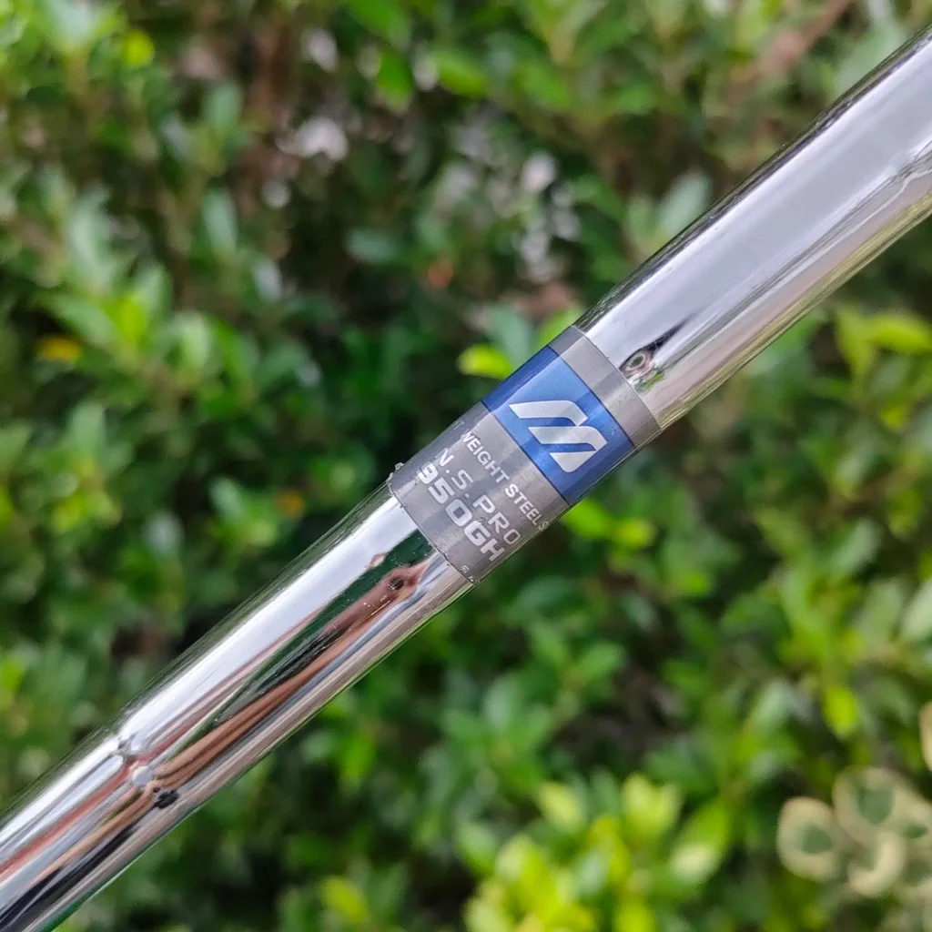 ชุดเหล็ก MIZUNO PRESAGE NAVIGATOR มีเหล็ก 5 - 9 PW ก้าน N.S.PRO 950 GH สภาพสวยเดิมๆทุกอย่างครับ ตีง่าย หลังลึก ควบคุมทิศทางได้ดีแม่นยำ นุ่มสไตล์ญี่ปุ่น ชุดเหล็ก MIZUNO PRESAGE NAVIGATOR มีเหล็ก 5 - 9 PW ก้าน N.S.PRO 950 GH สภาพสวยเดิมๆทุกอย่างครับ ตีง่าย หลังลึก ควบคุมทิศทางได้ดีแม่นยำ นุ่มสไตล์ญี่ปุ่น