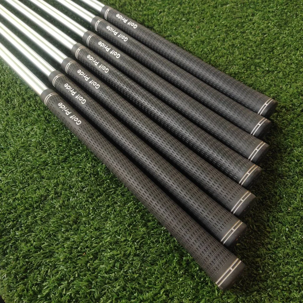 ชุดเหล็ก Titleist AP2 FORGED ก้าน PROJECT X 5.5 ชุดเหล็ก FORGED ที่มี DUAL CAVITY ได้ฟีลลิ่งพรีเมี่ยม นุ่มจัดและตีตรงมากๆ ไม้กอล์ฟพรีเมี่ยมมือสอง ของแท้ By NakaraLuxurious ชุดเหล็ก Titleist AP2 FORGED ก้าน PROJECT X 5.5 ชุดเหล็ก FORGED ที่มี DUAL CAVITY ได้ฟีลลิ่งพรีเมี่ยม นุ่มจัดและตีตรงมากๆ ไม้กอล์ฟพรีเมี่ยมมือสอง ของแท้ By NakaraLuxurious