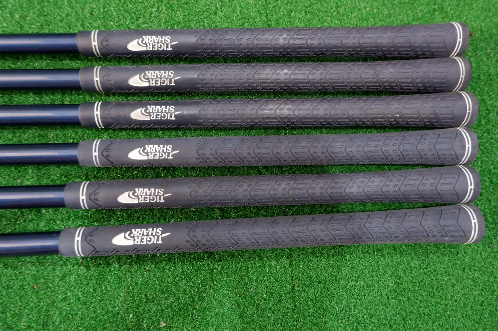IRON SET TIGER SHARK TS960 ไม้กอล์ฟ สำหรับ ผู้หญิง IRON SET TIGER SHARK TS960 ไม้กอล์ฟ สำหรับ ผู้หญิง