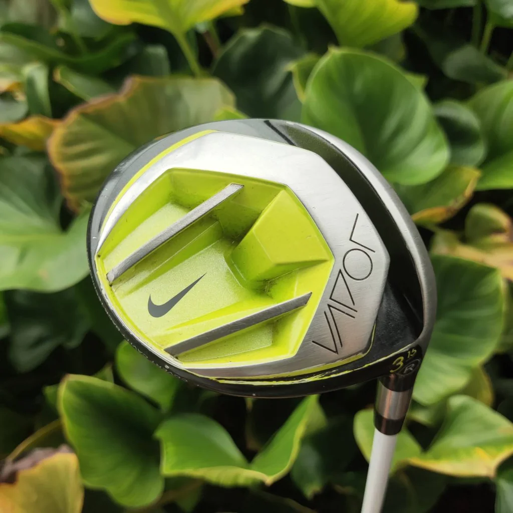 3W Nike VAPOR Fairway หัวไม้แฟร์เวย์สุดเท่จาก Nike ที่ขึ้นชื่อเรื่อง ระยะดี + ตีง่าย 3W Nike VAPOR Fairway หัวไม้แฟร์เวย์สุดเท่จาก Nike ที่ขึ้นชื่อเรื่อง ระยะดี + ตีง่าย