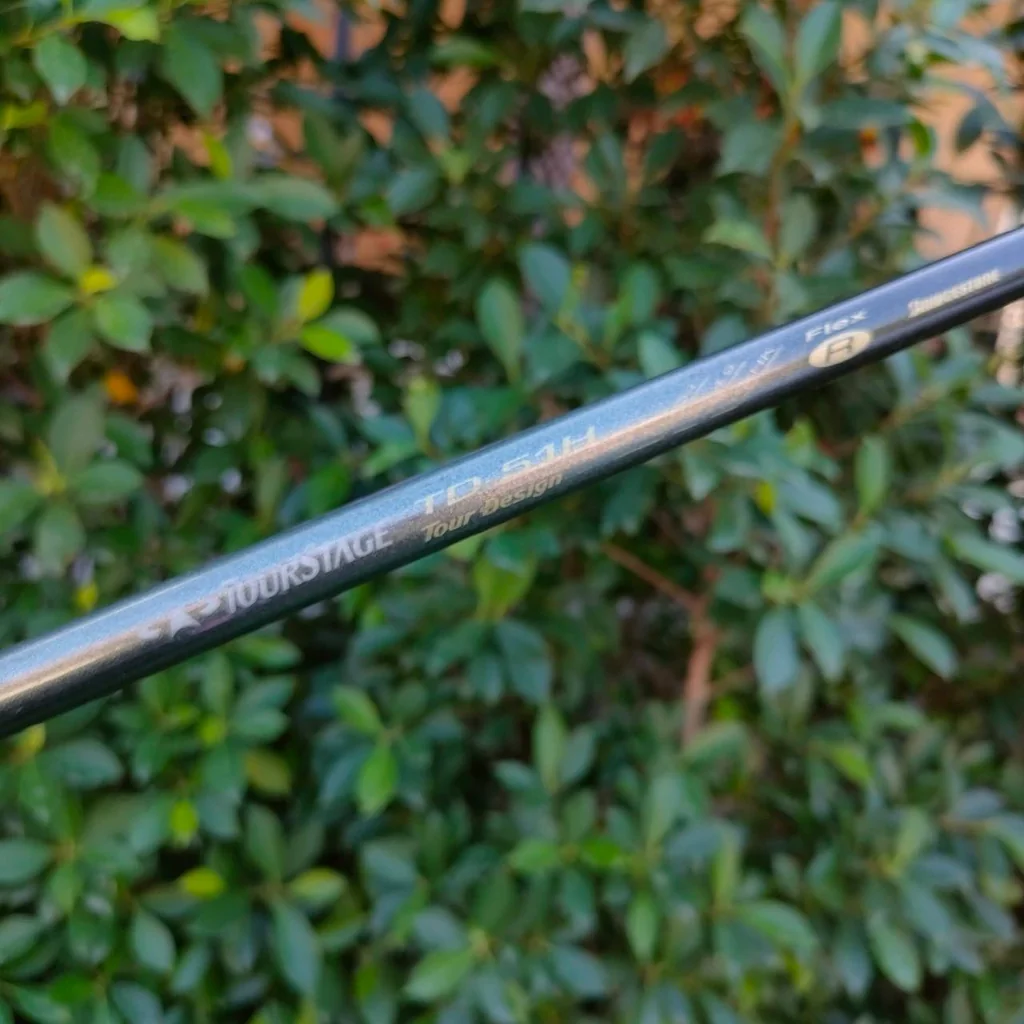 DRIVER TOURSTAGE V800 ก้าน TOURSTAGE TD 51 H FLEX R หัวใหญ่ เร่งสปีดได้ดีมาก ตีตรงมากๆ **มีตำหนินิดหน่อย** DRIVER TOURSTAGE V800 ก้าน TOURSTAGE TD 51 H FLEX R หัวใหญ่ เร่งสปีดได้ดีมาก ตีตรงมากๆ **มีตำหนินิดหน่อย**