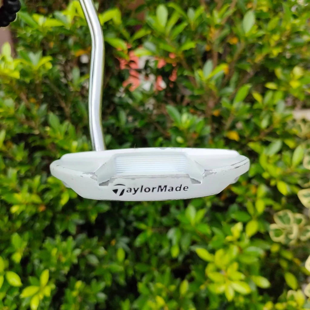 PUTTER TAYLORMADE GHOST MANTA ความยาว 34 นิ้ว ใช้ดีสุดๆ PUTTER TAYLORMADE GHOST MANTA ความยาว 34 นิ้ว ใช้ดีสุดๆ