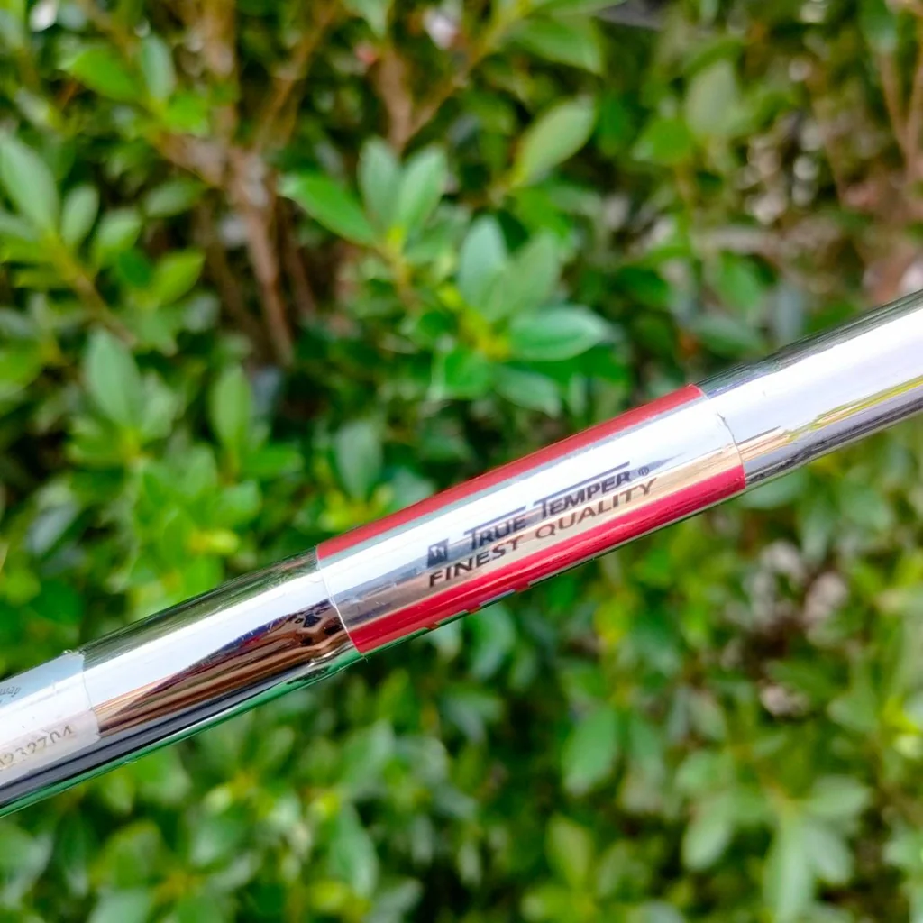 PUTTER ODYSSEY WHITE RIZE V-LINE 5 JP MODEL สวยๆ ความยาว 35 นิ้ว ครับ พัตเตอร์สุดยอดคุณคุณภาพ PUTTER ODYSSEY WHITE RIZE V-LINE 5 JP MODEL สวยๆ ความยาว 35 นิ้ว ครับ พัตเตอร์สุดยอดคุณคุณภาพ