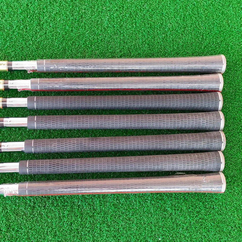 ชุดเหล็ก TAYLORMADE M2 สภาพสวยมากๆๆๆๆ 95 % ได้ครับ มีเหล็ก 5-9 เเละ PW SW ก้าน REAX 90 FLEX S ชุดเหล็ก TAYLORMADE M2 สภาพสวยมากๆๆๆๆ 95 % ได้ครับ มีเหล็ก 5-9 เเละ PW SW ก้าน REAX 90 FLEX S