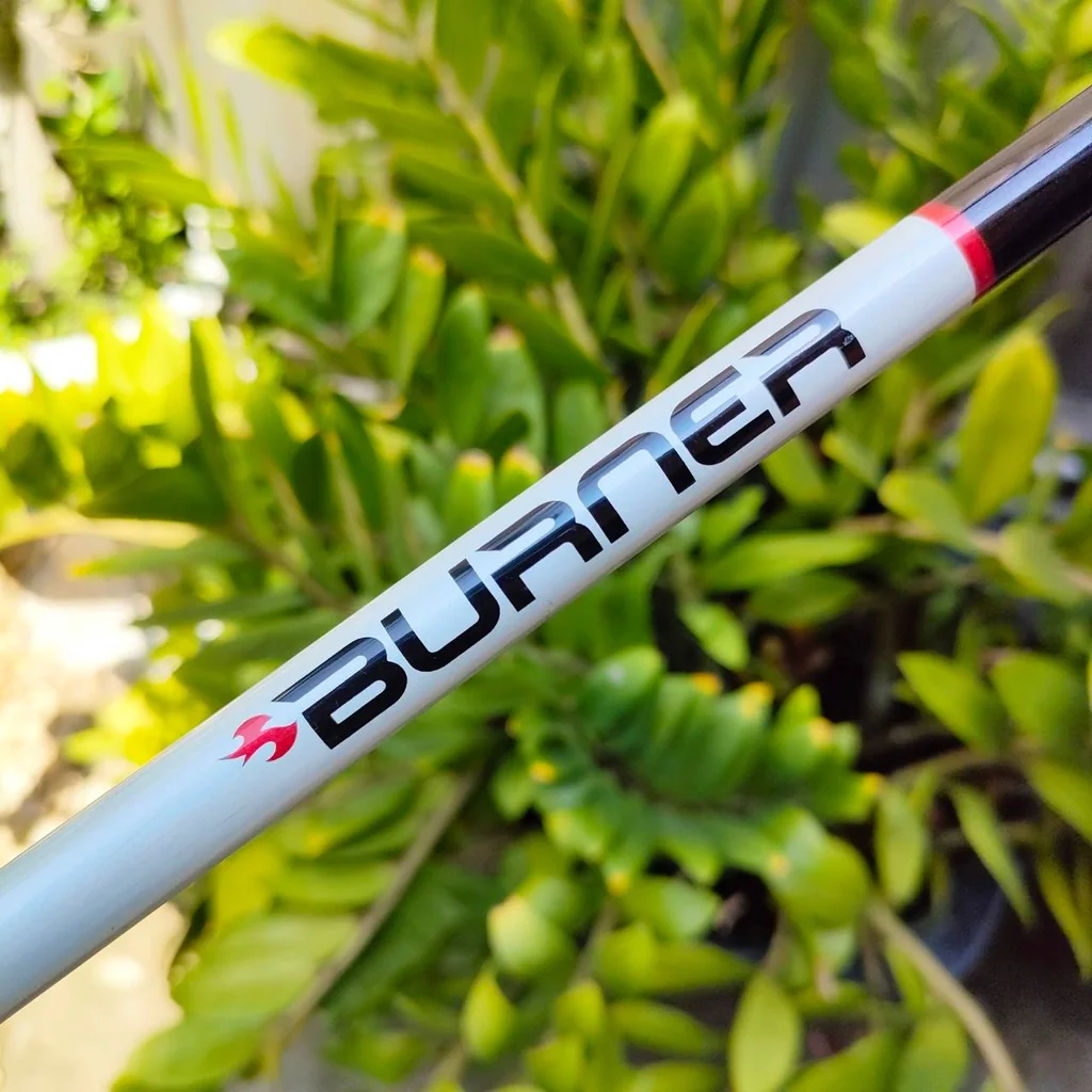 HYBRID3 TAYLORMADE BURNER RESCUE องศา 19 ก้าน RE*AX SUPERFAS FLEX R รุ่นนี้กระดองเคฟล่า ตีลูกลอยง่ายและแม่นยำ ทั้งยังชดเชยความผิดพลาดสูง ระยะดี ไม้กอล์ฟพรีเมี่ยมมือสอง ของแท้ By NakaraLuxurious