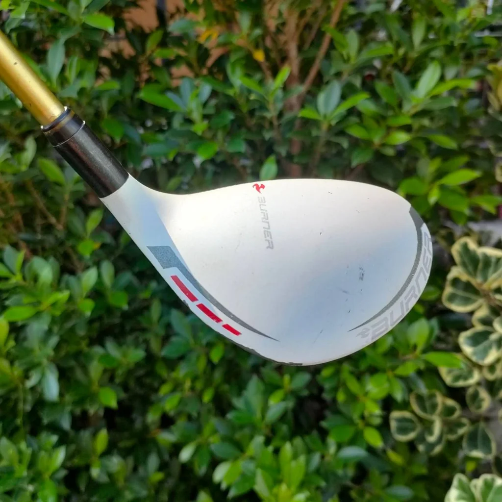 HYBRID 3 TAYLORMADE BURNER SUPERFAST 2.0 ตระกูลนี้เน้นตีง่าย แต่ SUPERFAST 2.0 เพิ่มระยะ และเพิ่มความดุดันได้ดีมากครับ