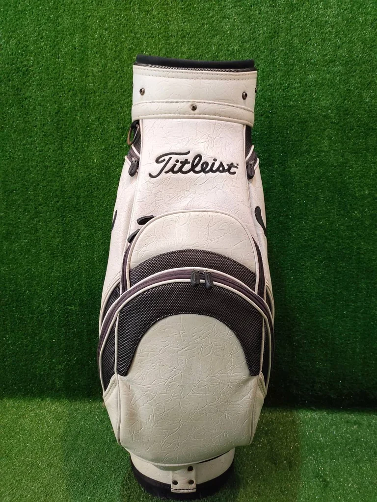 ถุงกอล์ฟ Titleist ถุง TOUR ใบใหญ่ มือสอง ถุงกอล์ฟ Titleist ถุง TOUR ใบใหญ่ มือสอง