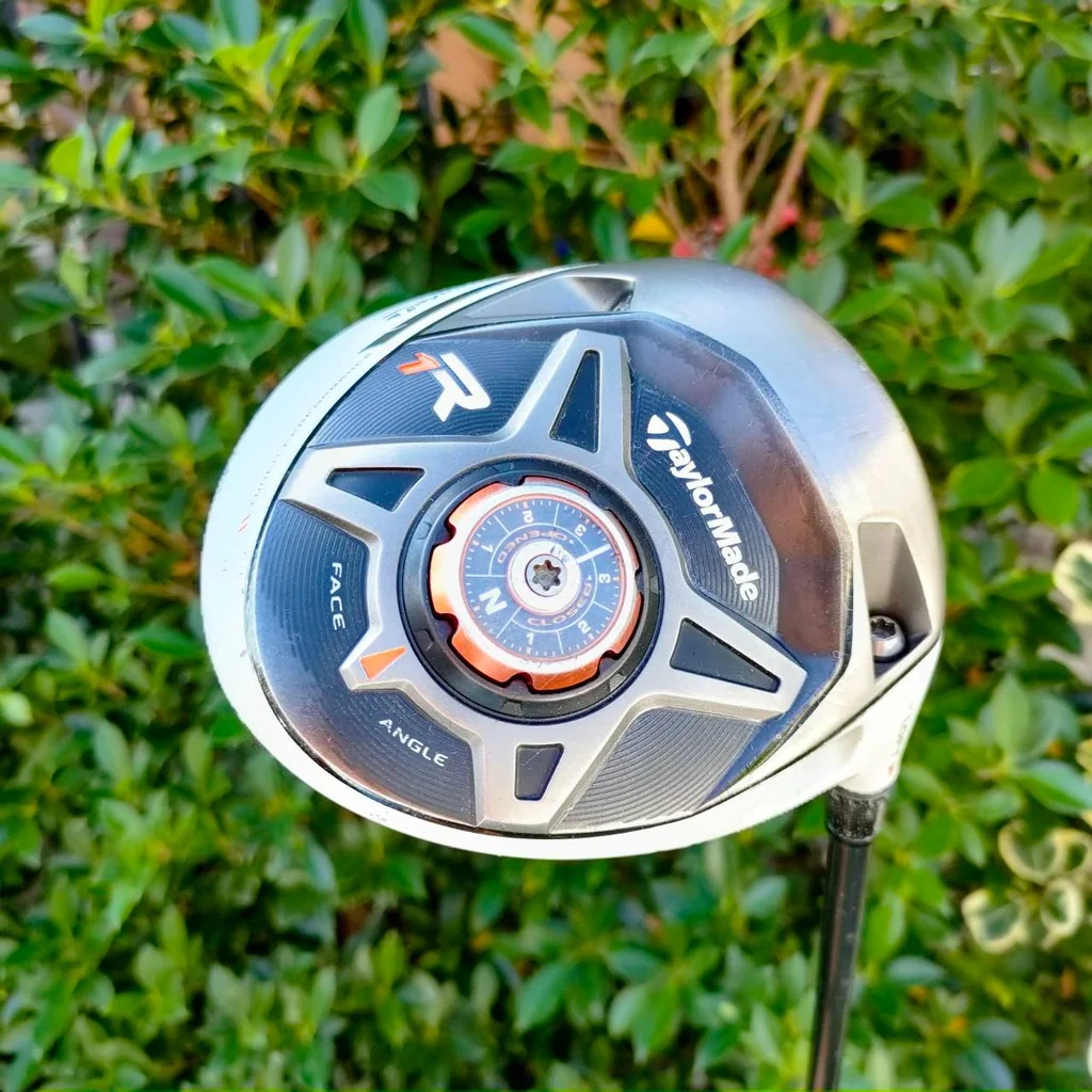 DRIVER TAYLORMADE R1 ก้าน FUJIKURA MOTORE FLEX R ปรับองศา และทิศทาง ได้ รุ่นนี้ตีดีมากๆครับ DRIVER TAYLORMADE R1 ก้าน FUJIKURA MOTORE FLEX R ปรับองศา และทิศทาง ได้ รุ่นนี้ตีดีมากๆครับ