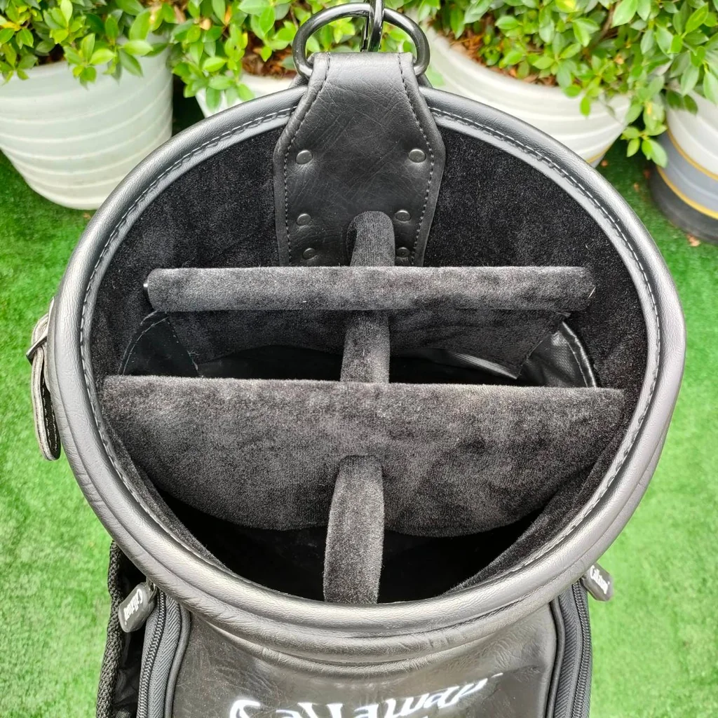 ถุงกอล์ฟ CALLAWAY GOLF สภาพสวยงาม ภายในบุกำมะหยี่ อย่าดี น่าใช้มากๆครับ ถุงกอล์ฟ CALLAWAY GOLF สภาพสวยงาม ภายในบุกำมะหยี่ อย่าดี น่าใช้มากๆครับ