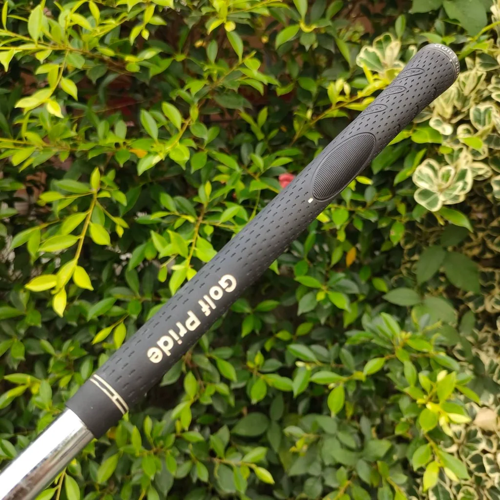 WEDGE MASTER PERRY GEAR องศา 52 ก้านเหล็ก FLEX WEDGE เนื้อวัสดุดีมากๆ สปินจัดแม่นยำ