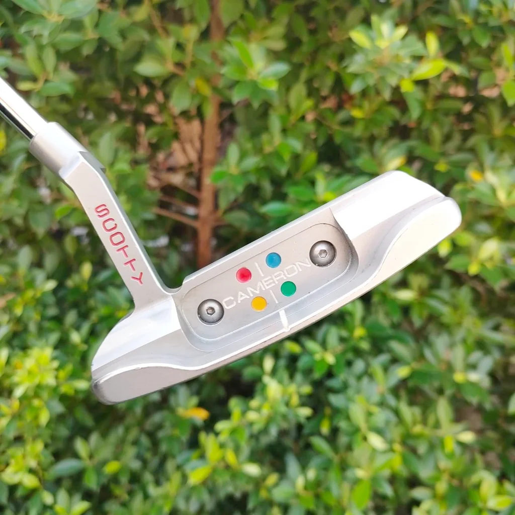 PUTTER TITLEIST SCOTTY CAMERON STUDIO STYLE NEWPORT ความยาว 34 นิ้ว **กริพ SUPER STROKE มีตำหนิค่ะ** ไม้กอล์ฟมือสอง ของแท้ BY NakaraLuxurious PUTTER TITLEIST SCOTTY CAMERON STUDIO STYLE NEWPORT ความยาว 34 นิ้ว **กริพ SUPER STROKE มีตำหนิค่ะ** ไม้กอล์ฟมือสอง ของแท้ BY NakaraLuxurious