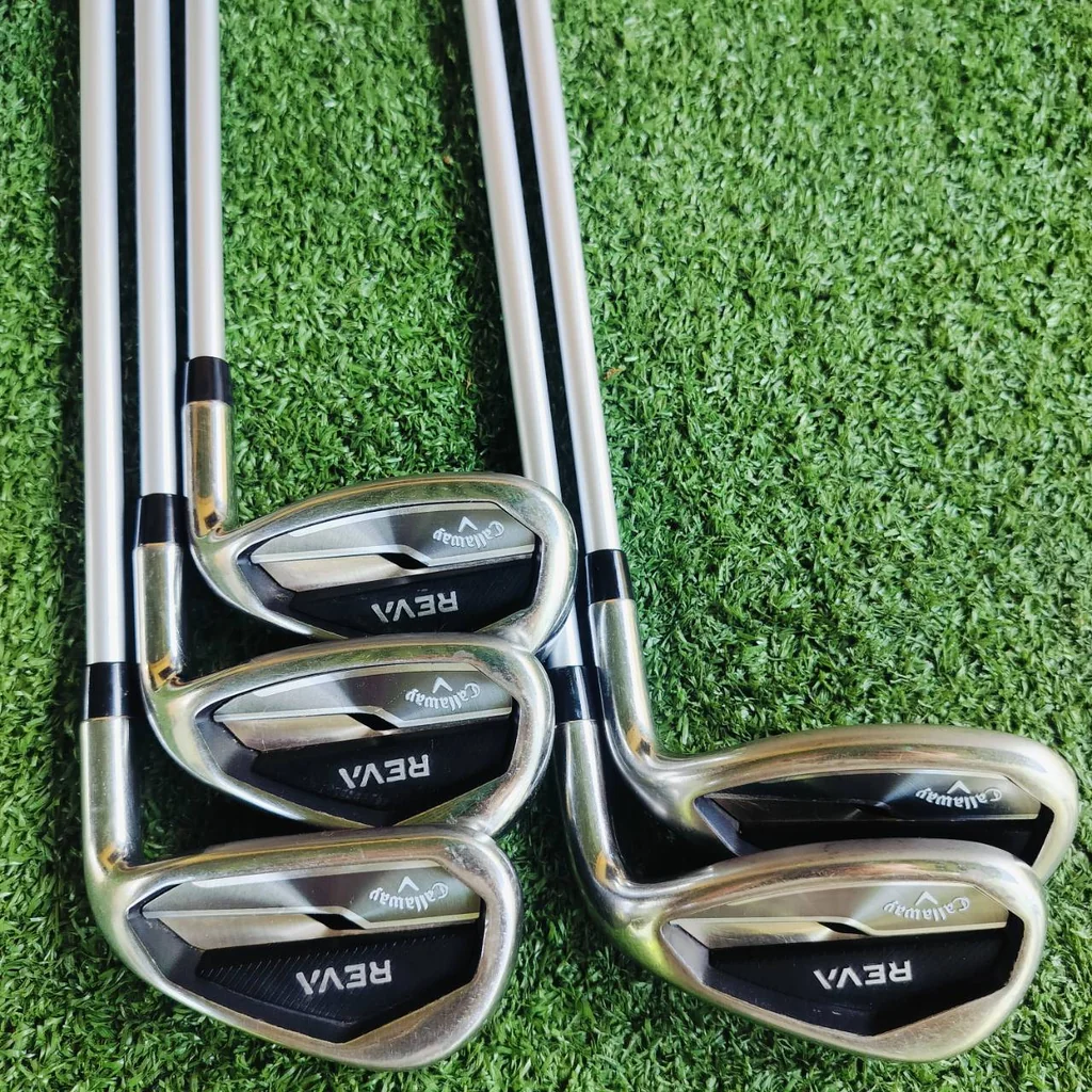**ไม้กอล์ฟผู้หญิง** ชุดเหล็ก Callaway REVA เป็นสุดยอดไม้ผู้หญิงของ Callaway รุ่นใหม่กว่า Solaire ตีดีกว่ามาก ด้วยโฉมที่พรีเมี่ยมดูจริงจังมากกว่า วัสดุถูกอัพเกรดให้มีประสิทธิภาพมากขึ้น ไม้กอล์ฟพรีเมี่ยมมือสอง ของแท้ By NakaraLuxurious **ไม้กอล์ฟผู้หญิง** ชุดเหล็ก Callaway REVA เป็นสุดยอดไม้ผู้หญิงของ Callaway รุ่นใหม่กว่า Solaire ตีดีกว่ามาก ด้วยโฉมที่พรีเมี่ยมดูจริงจังมากกว่า วัสดุถูกอัพเกรดให้มีประสิทธิภาพมากขึ้น ไม้กอล์ฟพรีเมี่ยมมือสอง ของแท้ By NakaraLuxurious