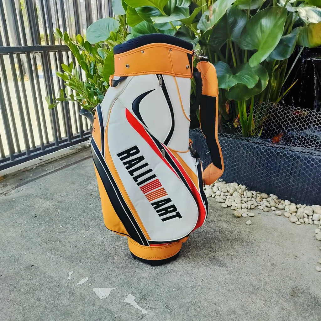 ถุงกอล์ฟ MIZUNO LIMITED เป็นรุ่นที่คอลแล็ปกับ RALLI ART ** COVER เหมือนไม่ตรง สีดูใหม่ ** แต่ใส่ใช้ได้พอดี รุ่นนี้เท่มากๆ หายาก ถุงกอล์ฟ MIZUNO LIMITED เป็นรุ่นที่คอลแล็ปกับ RALLI ART ** COVER เหมือนไม่ตรง สีดูใหม่ ** แต่ใส่ใช้ได้พอดี รุ่นนี้เท่มากๆ หายาก