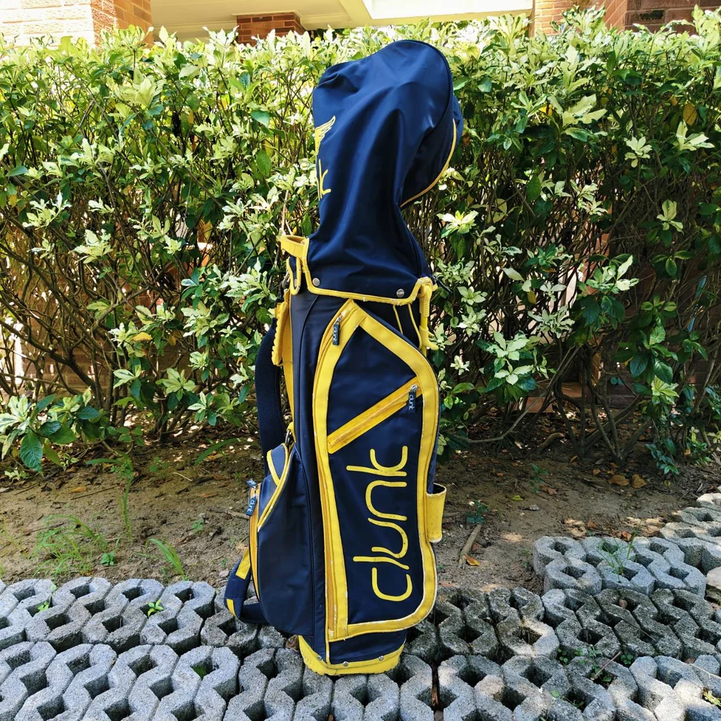 ⛳️ **Stand Bag CLUNK** **** มีลอกตามขอบ **** ⛳️ **Stand Bag CLUNK** **** มีลอกตามขอบ ****