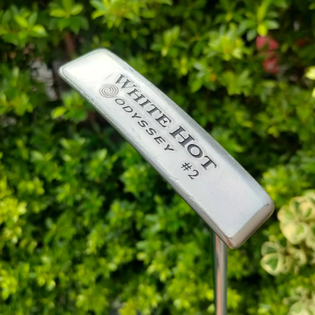 PUTTER ODYSSEY WHITE HOT #2 ความยาว 34 นิ้ว ก้าน ODYSSEY WHITE HOT ทรงสแตนดาร์ด หน้านุ่ม พัตต์ฟีลลิ่งดีมากๆ ไม้กอล์ฟมือสอง ของแท้ BY NakaraLuxurious PUTTER ODYSSEY WHITE HOT #2 ความยาว 34 นิ้ว ก้าน ODYSSEY WHITE HOT ทรงสแตนดาร์ด หน้านุ่ม พัตต์ฟีลลิ่งดีมากๆ ไม้กอล์ฟมือสอง ของแท้ BY NakaraLuxurious