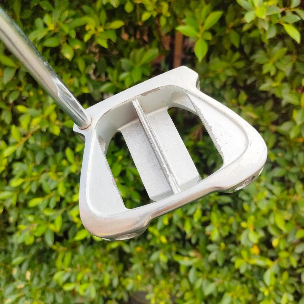 PUTTER CRAIGTON OF SCOTTLAND ความยาว 35 นิ้ว ทรงมอลเล็ต ชดเชยสูงมาก ไม้กอล์ฟมือสอง ของแท้ BY NakaraLuxurious PUTTER CRAIGTON OF SCOTTLAND ความยาว 35 นิ้ว ทรงมอลเล็ต ชดเชยสูงมาก ไม้กอล์ฟมือสอง ของแท้ BY NakaraLuxurious