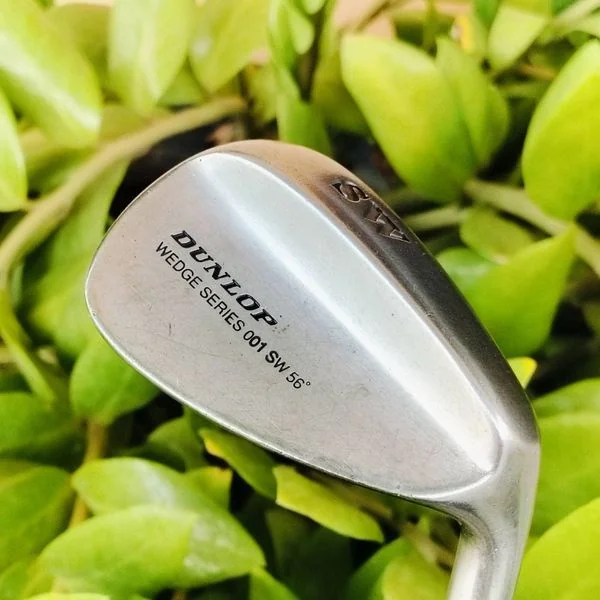 WEDGE DUNLOP องศา 56 สภาพสวยเดิมๆ ชิพนุ่มๆ ก้านเหล็ก เดิมๆ WEDGE FLEX MADE IN JAPAN ไม้กอล์ฟพรีเมี่ยมมือสอง ของแท้ By NakaraLuxurious WEDGE DUNLOP องศา 56 สภาพสวยเดิมๆ ชิพนุ่มๆ ก้านเหล็ก เดิมๆ WEDGE FLEX MADE IN JAPAN ไม้กอล์ฟพรีเมี่ยมมือสอง ของแท้ By NakaraLuxurious
