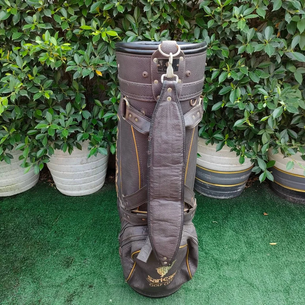 ถุงกอล์ฟ SARISAFE GOLF CLUB มือสอง สภาพปานกลางครับผม ถุงกอล์ฟ SARISAFE GOLF CLUB มือสอง สภาพปานกลางครับผม