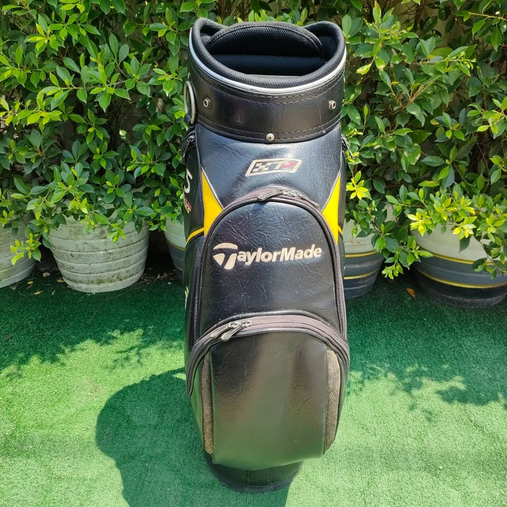 ถุงกอล์ฟ TAYLORMADE R5 HUNDRED SERIES มือสอง ถุงกอล์ฟ TAYLORMADE R5 HUNDRED SERIES มือสอง