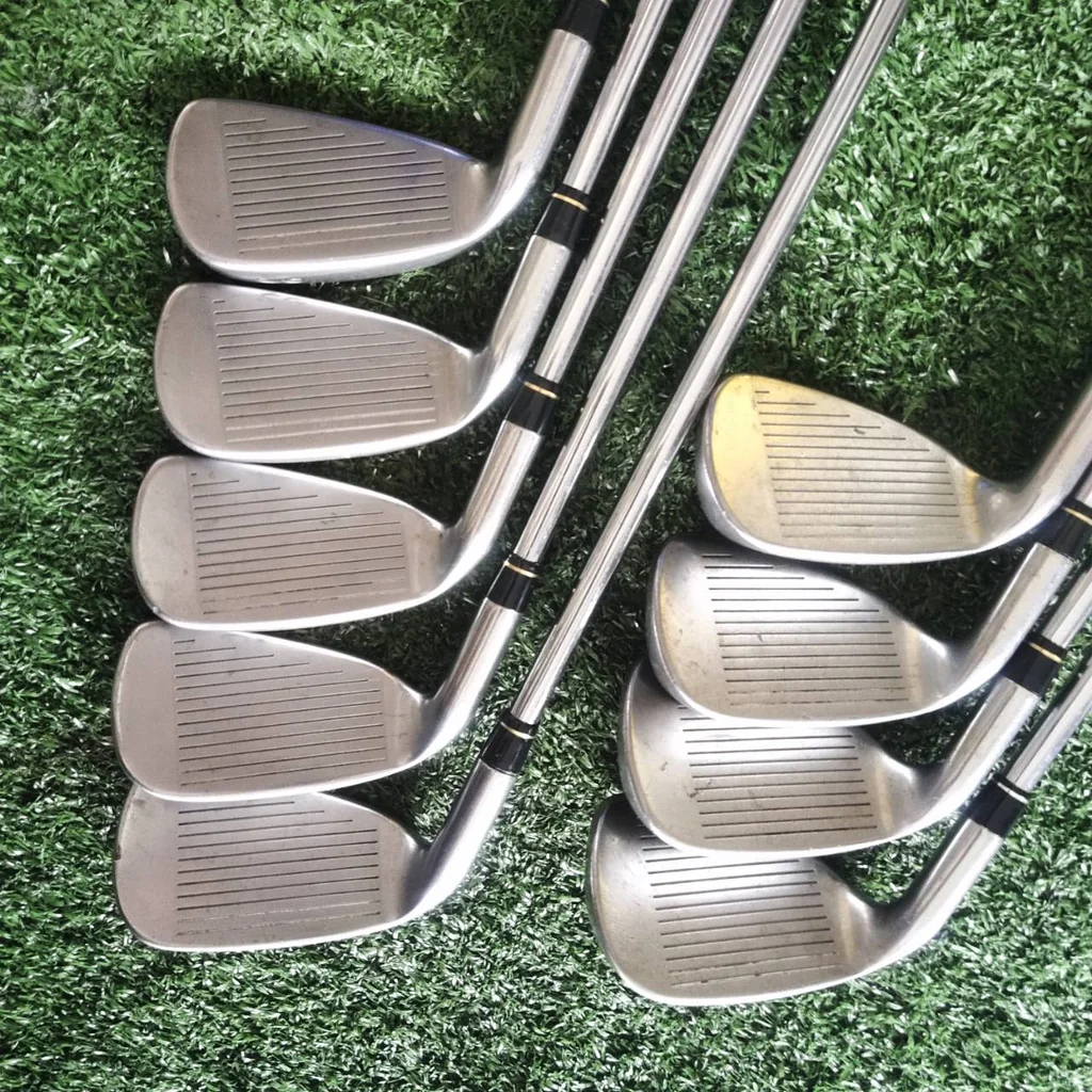 ชุดเหล็ก Titleist DCI 822 OS หน้าเด้ง ง่ายต่อการตี ลูกลอยสวย Oversize ช่วยเพิ่มความมั่นใจ ชุดเหล็ก Titleist DCI 822 OS หน้าเด้ง ง่ายต่อการตี ลูกลอยสวย Oversize ช่วยเพิ่มความมั่นใจ