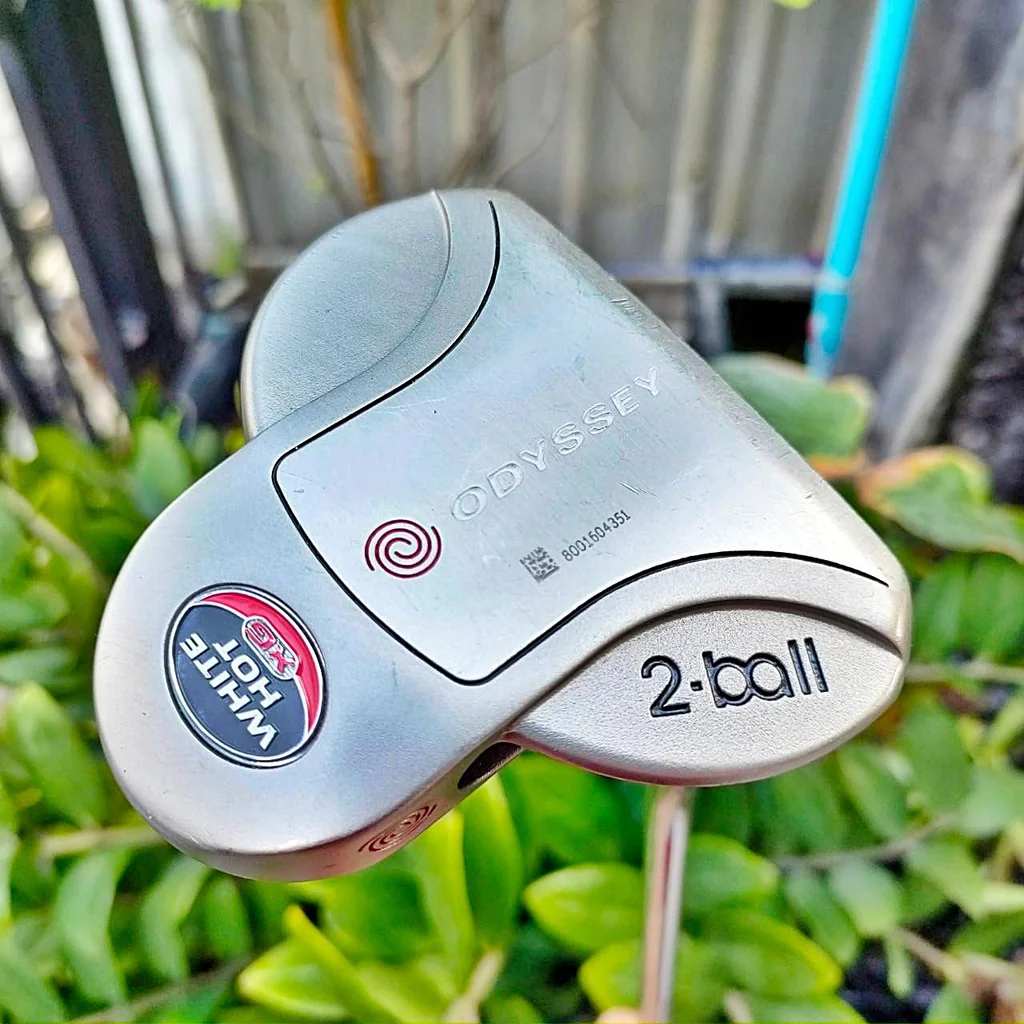 PUTTER ODYSSEY 2-BALL WHITE HOT XG ความยาว 34 นิ้ว หน้า XG ช่วยให้เกาะไลน์ขึ้น ทำให้ WHITE HOT XG ทั้งนุ่ม + เกาะไลน์มาก ไม้กอล์ฟพรีเมี่ยมมือสอง ของแท้ By NakaraLuxurious PUTTER ODYSSEY 2-BALL WHITE HOT XG ความยาว 34 นิ้ว หน้า XG ช่วยให้เกาะไลน์ขึ้น ทำให้ WHITE HOT XG ทั้งนุ่ม + เกาะไลน์มาก ไม้กอล์ฟพรีเมี่ยมมือสอง ของแท้ By NakaraLuxurious