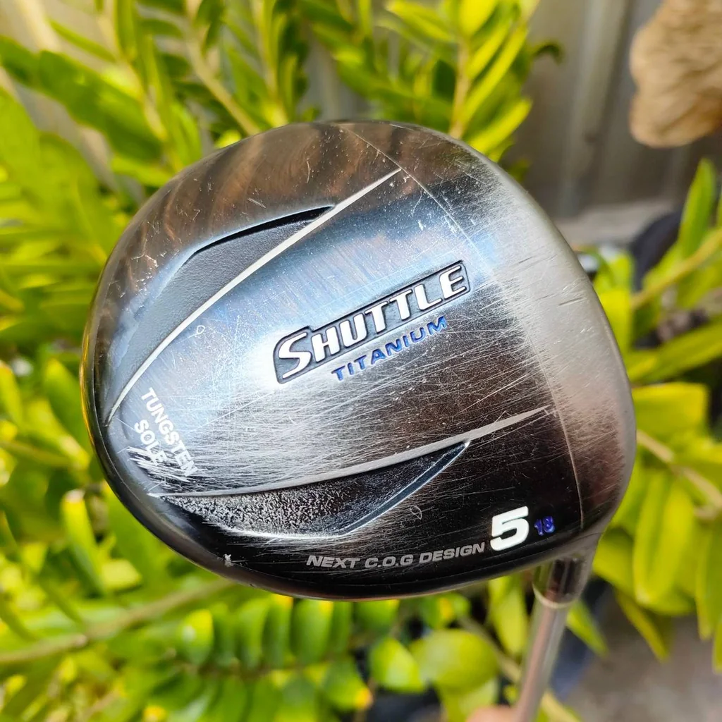 FW5 MARUMAN SHUTTLE TITANIUM องศา 18 ก้าน IMPACT FIT MV503 FLEX R หนัก 47 ทอร์ค 4.6 ตีไกลกว่าปกติอย่างน้อย 20 หลา ไม้กอล์ฟพรีเมี่ยมมือสอง ของแท้ By NakaraLuxurious FW5 MARUMAN SHUTTLE TITANIUM องศา 18 ก้าน IMPACT FIT MV503 FLEX R หนัก 47 ทอร์ค 4.6 ตีไกลกว่าปกติอย่างน้อย 20 หลา ไม้กอล์ฟพรีเมี่ยมมือสอง ของแท้ By NakaraLuxurious