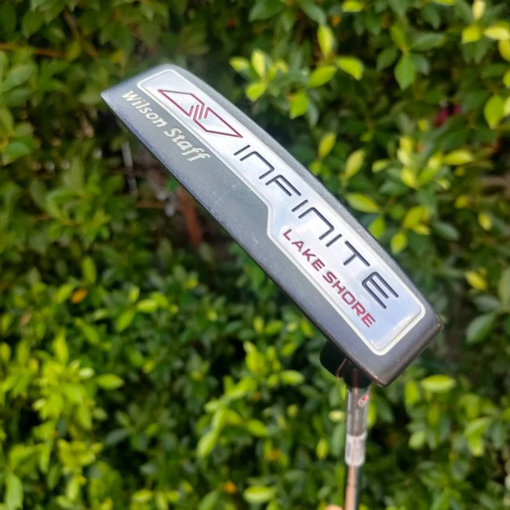 PUTTER WILSON STAFF INFINITE LAKE SHORE ความยาว 34 นิ้ว **กริพมีตำหนิลอก** เป็นพัตเตอร์ตัวโหดมากๆ!! ไม้กอล์ฟมือสอง ของแท้ BY NakaraLuxurious PUTTER WILSON STAFF INFINITE LAKE SHORE ความยาว 34 นิ้ว **กริพมีตำหนิลอก** เป็นพัตเตอร์ตัวโหดมากๆ!! ไม้กอล์ฟมือสอง ของแท้ BY NakaraLuxurious