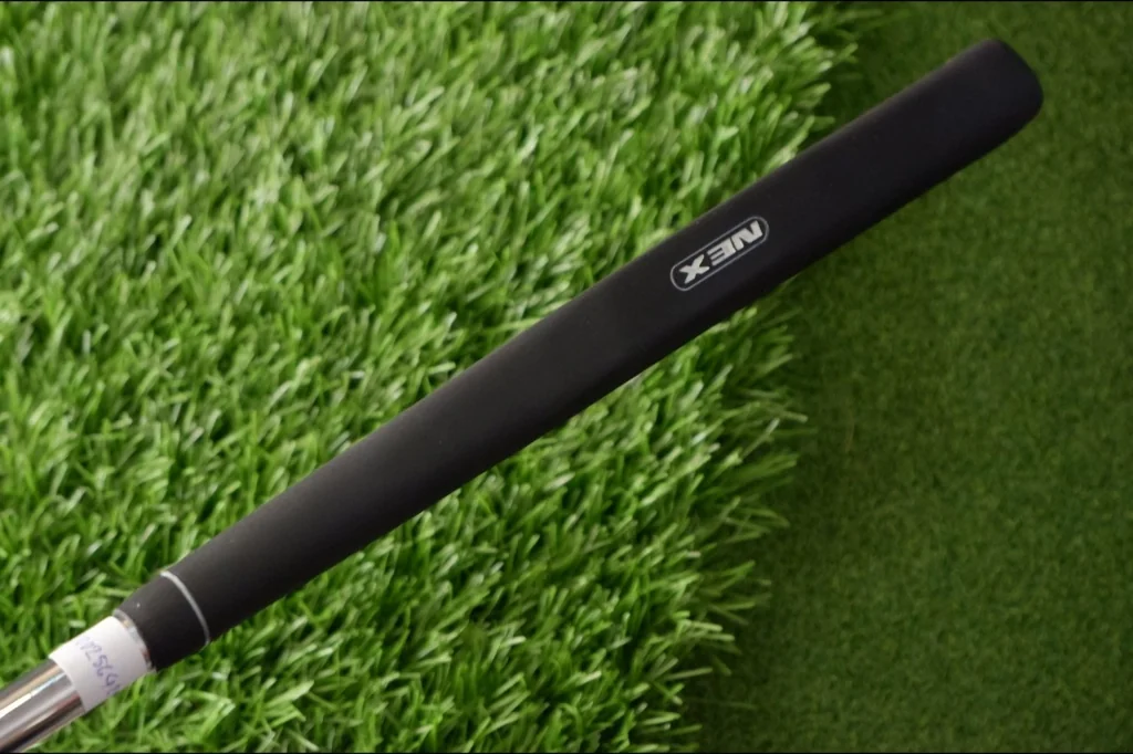 PUTTER ODYSSEY WHITE STEEL TRI-BALL SRT PUTTER ODYSSEY WHITE STEEL TRI-BALL SRT