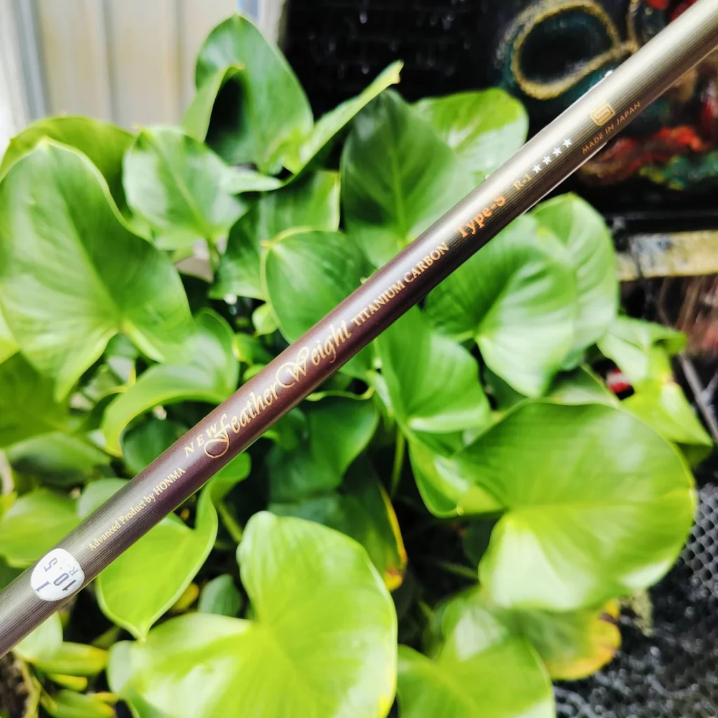 *** ก้าน 4 ดาว *** Driver HONMA LB-300 CC. องศา 10.5 หัวใหญ่ วัสดุไทเทเนี่ยม พรีเมี่ยมญี่ปุ่น ไม้กอล์ฟพรีเมี่ยมญี่ปุ่นมือสอง ของแท้ By NakaraLuxurious