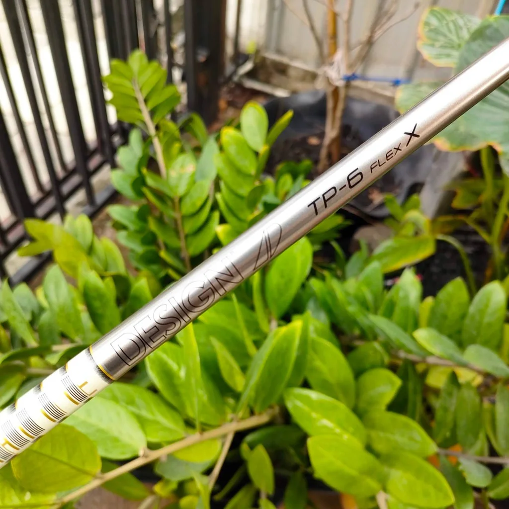 DRIVER TITLELIST 917 D2 องศา 10.5 ก้าน TOUR AD TP-6 FLEX X SureFit® CG และคอไม้ SureFit® ผู้นำด้านนวัตกรรมคอไม้แบบปรับได้ ไม้กอล์ฟมือสอง ของแท้ BY NakaraLuxurious DRIVER TITLELIST 917 D2 องศา 10.5 ก้าน TOUR AD TP-6 FLEX X SureFit® CG และคอไม้ SureFit® ผู้นำด้านนวัตกรรมคอไม้แบบปรับได้ ไม้กอล์ฟมือสอง ของแท้ BY NakaraLuxurious