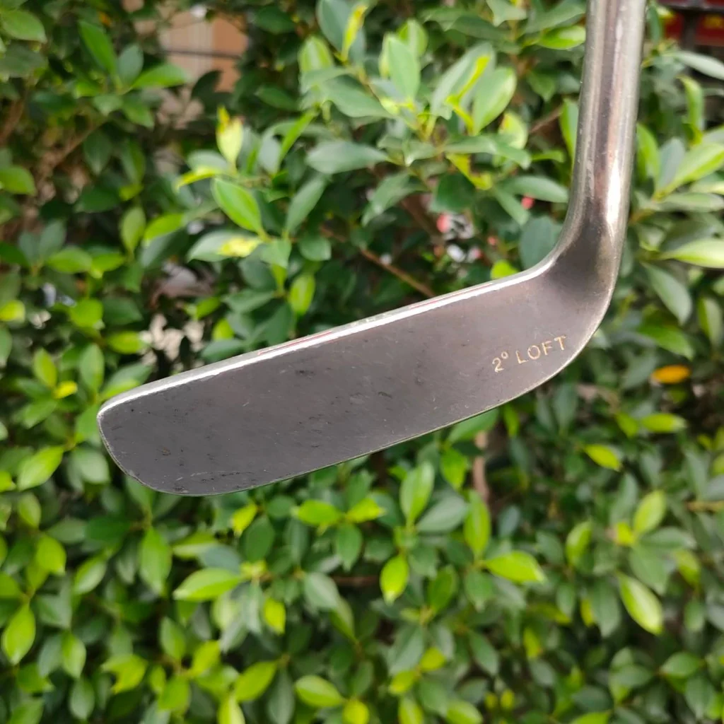 PUTTER SPALDING วิทเทจมาก สภาพสวยเดิม ความยาว 34 นิ้ว PUTTER SPALDING วิทเทจมาก สภาพสวยเดิม ความยาว 34 นิ้ว