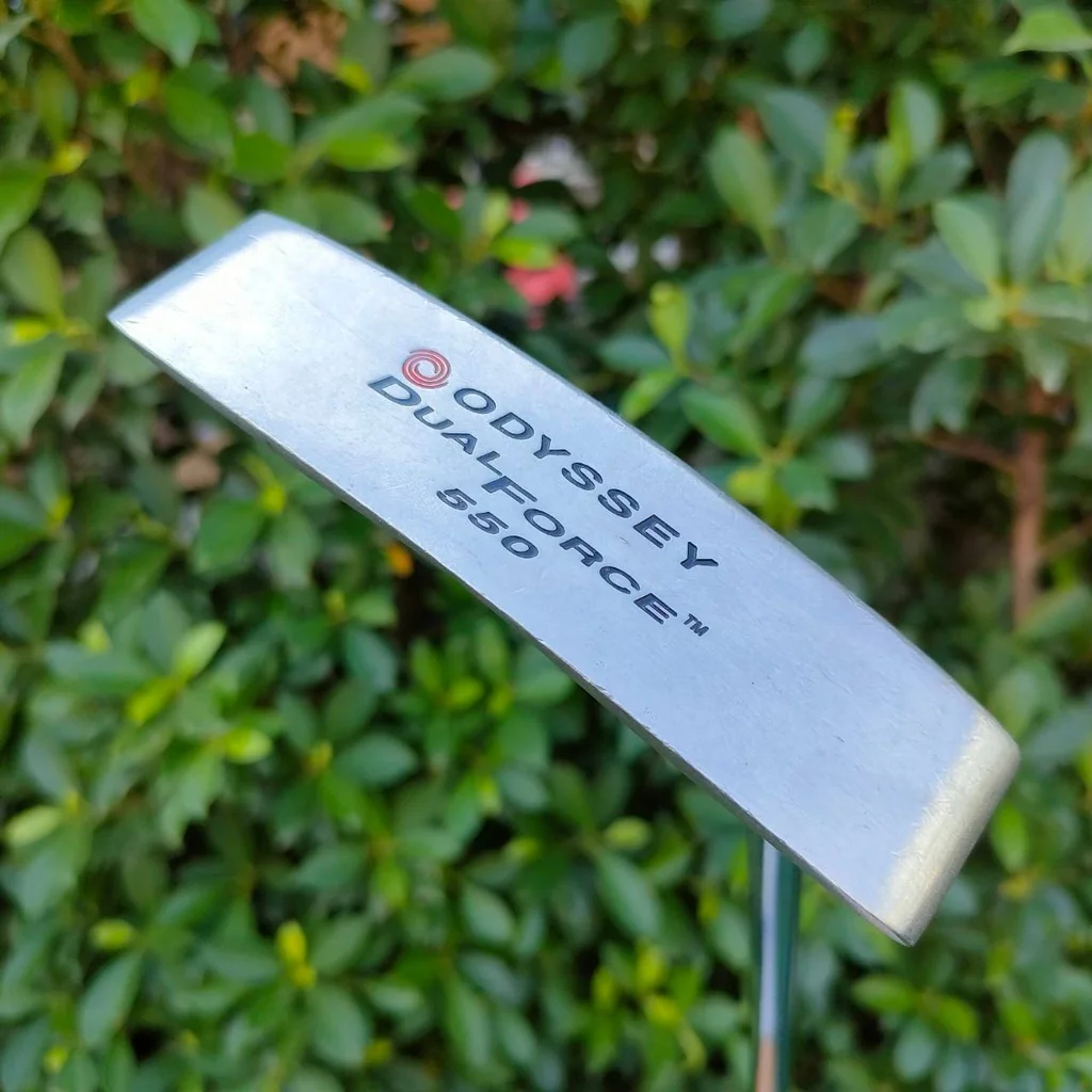 PUTTER ODYSSEY DUAL FORCE 550 ความยาว 34 นิ้ว หน้าดำ พิเศษ ทั้งนุ่ม และเกาะไลน์มาก PUTTER ODYSSEY DUAL FORCE 550 ความยาว 34 นิ้ว หน้าดำ พิเศษ ทั้งนุ่ม และเกาะไลน์มาก