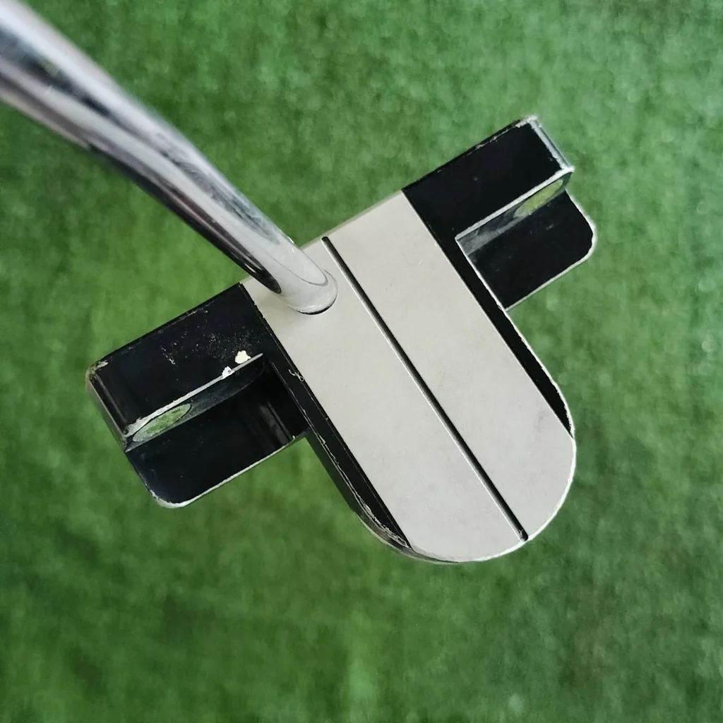 PUTTER VOODOO Never Compromise ความยาว 34 นิ้ว สภาพสวยๆเลยค่ะ รุ่นนี้นิยมมากๆดังสุดๆ ไม้กอล์ฟพรีเมี่ยมมือสอง ของแท้ By NakaraLuxurious PUTTER VOODOO Never Compromise ความยาว 34 นิ้ว สภาพสวยๆเลยค่ะ รุ่นนี้นิยมมากๆดังสุดๆ ไม้กอล์ฟพรีเมี่ยมมือสอง ของแท้ By NakaraLuxurious