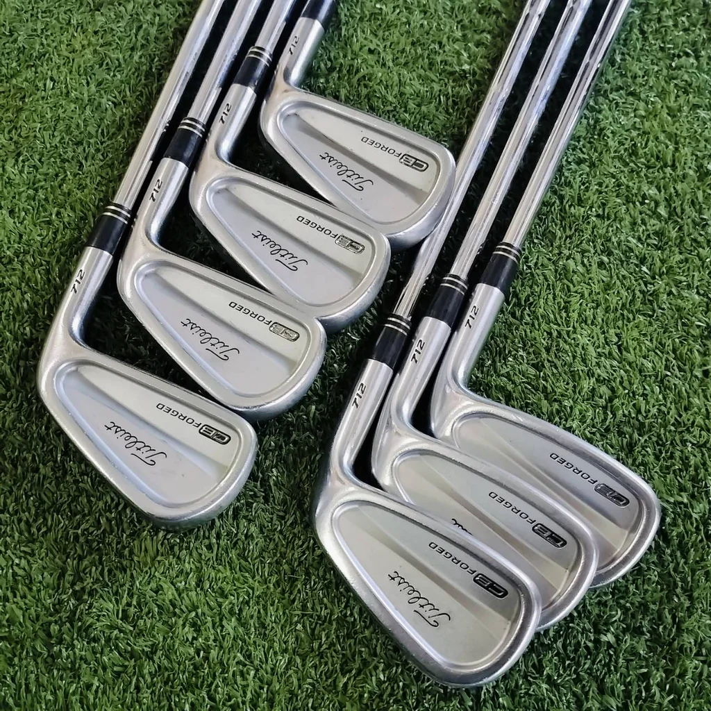 ชุดเหล็ก Titleist CB FORGED 712 ก้าน DYNAMIC GOLD X100 ก้านแข็งตีมันส์ใส่ได้เต็มๆ ตีแรงเอาอยู่ เหล็ก FORGED สุดพรีเมี่ยม และ มี CAVITY ชดเชยสูง ไม้กอล์ฟพรีเมี่ยมมือสอง ของแท้ By NakaraLuxurious ชุดเหล็ก Titleist CB FORGED 712 ก้าน DYNAMIC GOLD X100 ก้านแข็งตีมันส์ใส่ได้เต็มๆ ตีแรงเอาอยู่ เหล็ก FORGED สุดพรีเมี่ยม และ มี CAVITY ชดเชยสูง ไม้กอล์ฟพรีเมี่ยมมือสอง ของแท้ By NakaraLuxurious