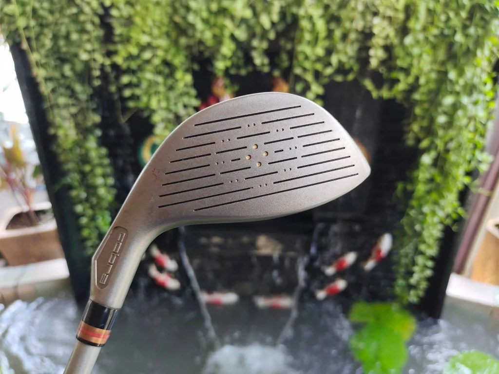 Driver KING COBRA Ti Driver KING COBRA Ti