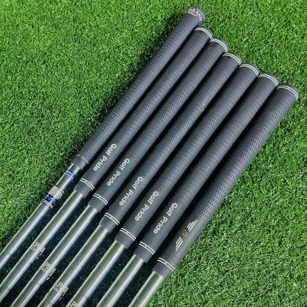 ชุดเหล็ก Titleist AP2 FORGED ออกแบบให้มี DUAL CAVITY ทั้งตีนุ่ม ง่าย ตรง และระยะแม่นยำ ก้าน NS PRO 950 FLEX R มีเหล็ก 4 5 6 7 8 9 PW ไม้กอล์ฟพรีเมี่ยมมือสอง ของแท้ By NakaraLuxurious ชุดเหล็ก Titleist AP2 FORGED ออกแบบให้มี DUAL CAVITY ทั้งตีนุ่ม ง่าย ตรง และระยะแม่นยำ ก้าน NS PRO 950 FLEX R มีเหล็ก 4 5 6 7 8 9 PW ไม้กอล์ฟพรีเมี่ยมมือสอง ของแท้ By NakaraLuxurious