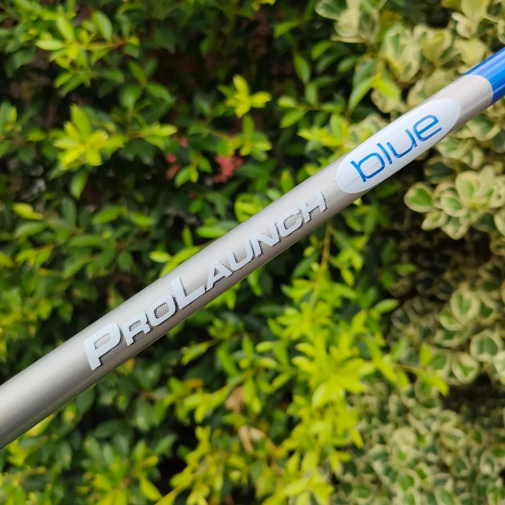 DRIVER KING COBRA 440 SZ องศา 9 ก้าน PROLAUNCH BLUE ก้านดีมากๆๆๆ ตีแรงใส่ได้เลย หัวนี้ขนาดพอดีมาก ถ้าได้ลองตีติดใจ ระยะมาเต็มแบบสุดๆ เสียงสนั่น แบบ เพราะๆ ใสๆครับ ตีง่าย ตีแรงพลาดเป้าก็ยังไปไกลมาก . DRIVER KING COBRA 440 SZ องศา 9 ก้าน PROLAUNCH BLUE ก้านดีมากๆๆๆ ตีแรงใส่ได้เลย หัวนี้ขนาดพอดีมาก ถ้าได้ลองตีติดใจ ระยะมาเต็มแบบสุดๆ เสียงสนั่น แบบ เพราะๆ ใสๆครับ ตีง่าย ตีแรงพลาดเป้าก็ยังไปไกลมาก .