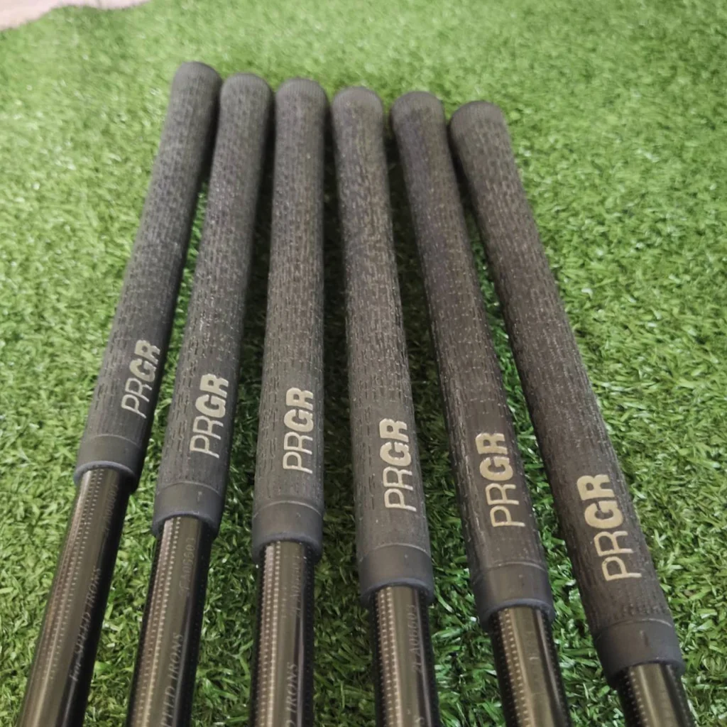 ชุดเหล็ก PRGR 905 เทคโนโลยี SPEED RIONS ช่วยให้หน้าไม้ ดีดเด้ง ตีง่าย ลูกพุ่งสูง ลดการสไลซ์-ฮุค ชุดเหล็ก PRGR 905 เทคโนโลยี SPEED RIONS ช่วยให้หน้าไม้ ดีดเด้ง ตีง่าย ลูกพุ่งสูง ลดการสไลซ์-ฮุค