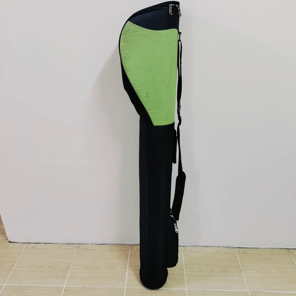 ถุงกอล์ฟ HALFSET สีดำ เขียว ถุงแบบแข็ง สำหรับซ้อมไดร์ฟ หรือเดินทางก็แข็งแรงมาก จัดชุดเหล็กขึ้นเครื่องบิน หรือรถที่นำถุงกอล์ฟไปตีต่างจังหวัด ประหยัดเนื้อที่มากเลยค่ะ ถุงกอล์ฟ HALFSET สีดำ เขียว ถุงแบบแข็ง สำหรับซ้อมไดร์ฟ หรือเดินทางก็แข็งแรงมาก จัดชุดเหล็กขึ้นเครื่องบิน หรือรถที่นำถุงกอล์ฟไปตีต่างจังหวัด ประหยัดเนื้อที่มากเลยค่ะ