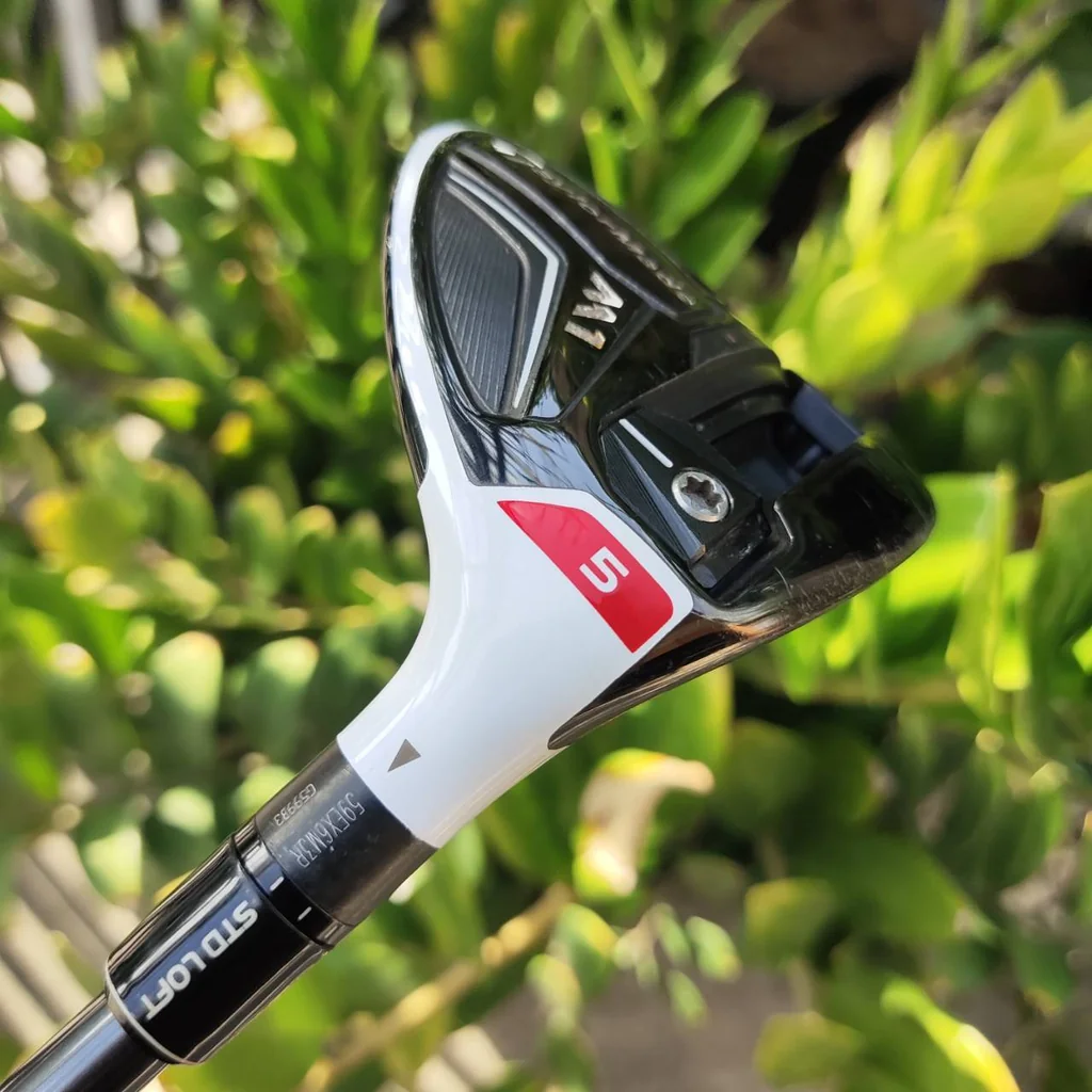 FW5 Taylormade M1 ตีดีมากๆ สามารถปรับวิถีลูกซ้ายหรือขวาได้ และปรับมุมเหินได้ที่คอไม้ค่ะ เพื่อได้ตำแหน่งที่เข้ากับวงสวิง กระดองเคฟล่าอย่างดี CG ต่ำ COVER แท้เดิม ไม้กอล์ฟพรีเมี่ยมมือสอง ของแท้ By NakaraLuxurious FW5 Taylormade M1 ตีดีมากๆ สามารถปรับวิถีลูกซ้ายหรือขวาได้ และปรับมุมเหินได้ที่คอไม้ค่ะ เพื่อได้ตำแหน่งที่เข้ากับวงสวิง กระดองเคฟล่าอย่างดี CG ต่ำ COVER แท้เดิม ไม้กอล์ฟพรีเมี่ยมมือสอง ของแท้ By NakaraLuxurious