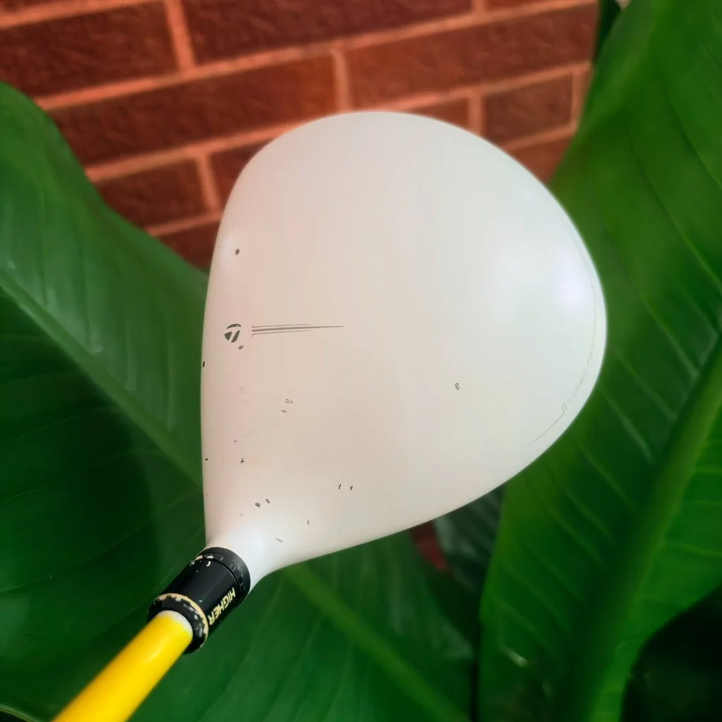 DRIVER TAYLORMADE R15 ขีดสุดแห่งความเสถียรไร้ขีดจำกัดด้วยระบบหมุดคู่แยกอิสระ
