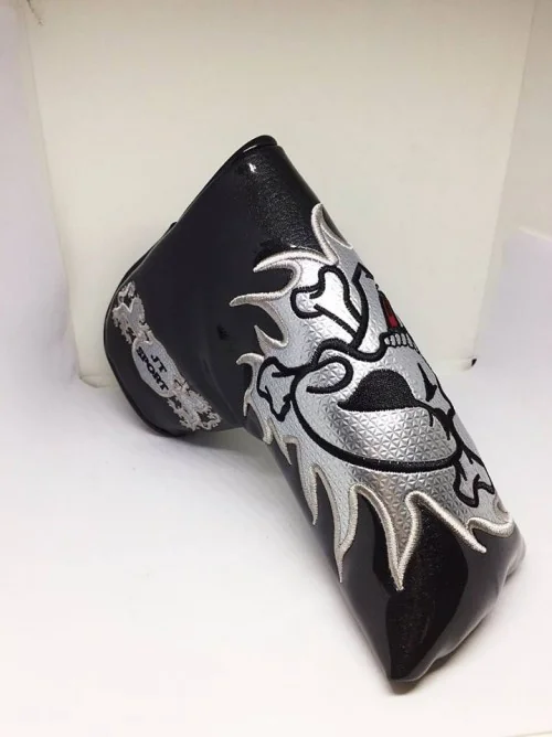 COVER PUTTER Black Colour (ลายกระโหลกไขว้) COVER PUTTER Black Colour (ลายกระโหลกไขว้)